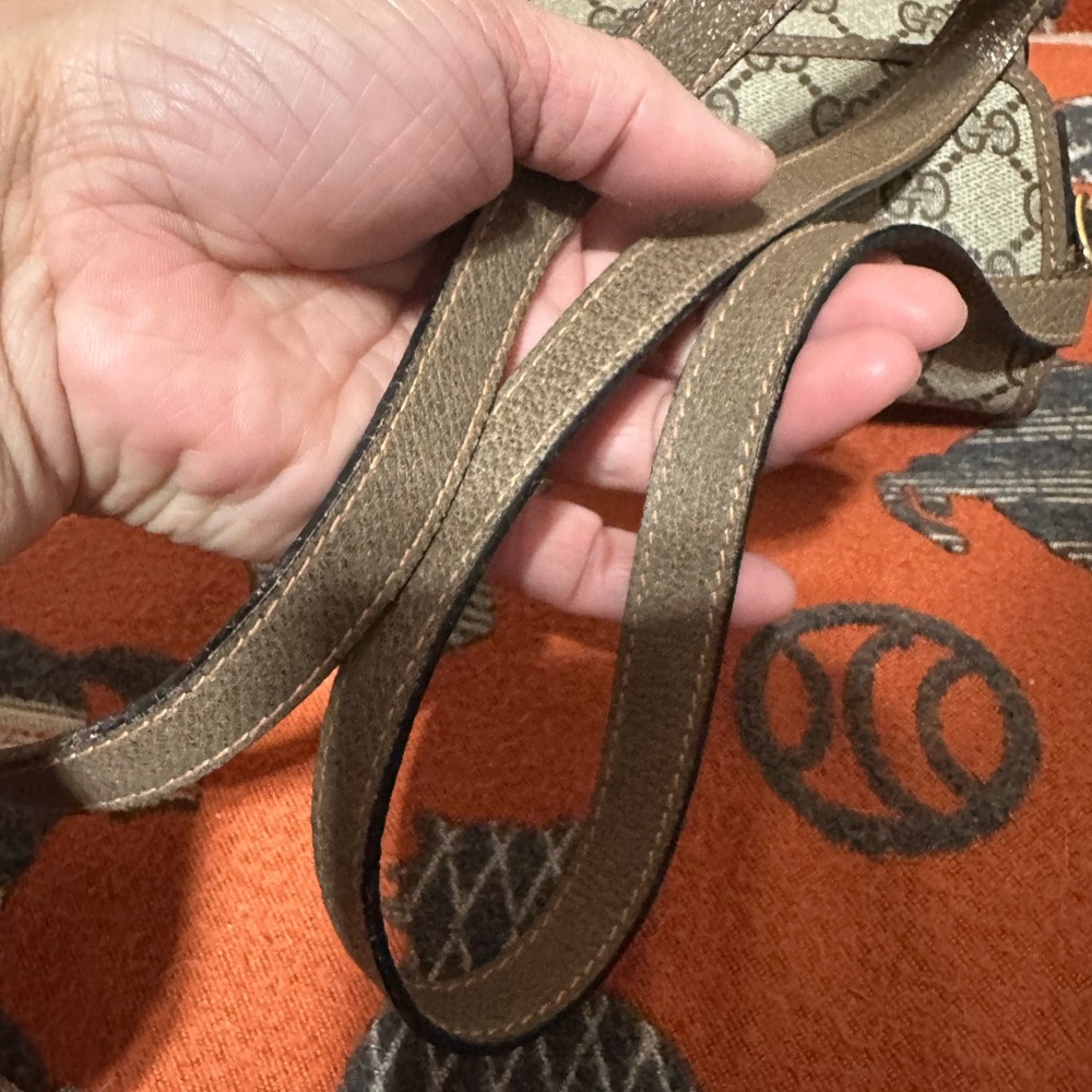 GUCCI ❤️🌟VINTAGE GG SUPREME CROSSBODY BAG ⭐️ - Picture 7 of 11